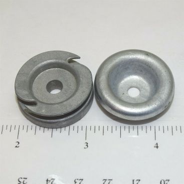 Cox Thimble Drome Champ 2 Pc Cast Rear Wheel (String Start) Main Image Cox Thimble Drome Champ 2 Pc Cast Rear Wheel (String Start) Main Image