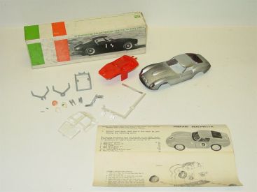 Vtg Strombecker Italian Ferrari Berlinetta Slot Car Body No 8125-129 1:32 in Box Main Image Vtg Strombecker Italian Ferrari Berlinetta Slot Car Body No 8125-129 1:32 in Box Main Image