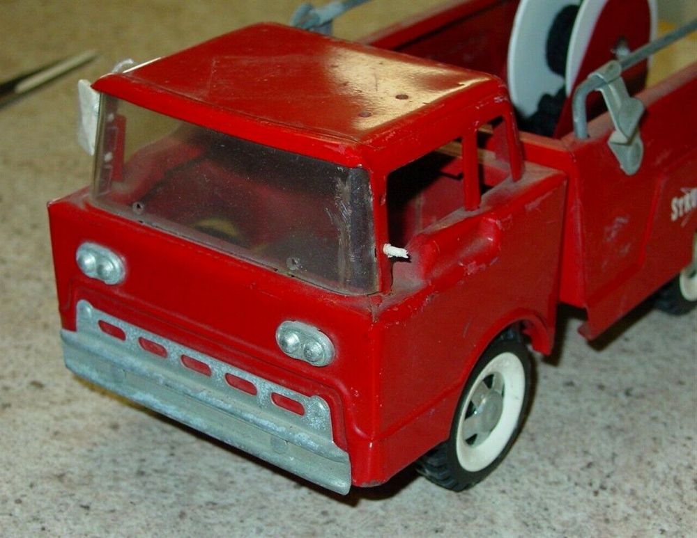 Structo Plastic COE Cab Replacement Windshield Toy Part Toy Parts