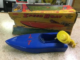 Vintage Ideal Plastic Mechanical Speed Boat w/Outboard Motor In Box