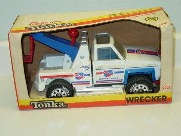 Vintage Tonka Tough Ones Car Quest Wrecker, Pressed Steel Toy In Box, 2202 Main Image