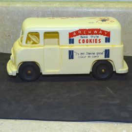 Vintage Plastic Archway Cookies Delivery Van Coin Bank, Truck, Como, Divco