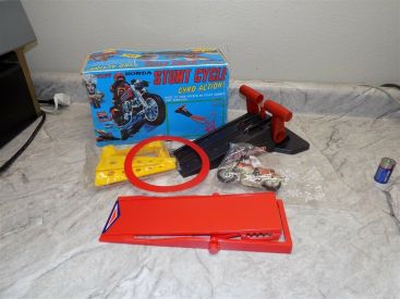 Vintage Lido Miteetuff Honda Gyro Action Stunt Motorcycle Set w/BOX Main Image Vintage Lido Miteetuff Honda Gyro Action Stunt Motorcycle Set w/BOX Main Image
