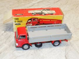 Vintage Tekno Ford D-800 Truck #915 Diecast Toy Truck w/Original Box
