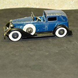 Vintage Tootsietoy U.S.A. Car, No. 0616 Graham 6 Wheel Town Car, Die Cast Blue