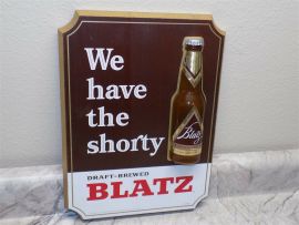 Vintage Blatz Draft Brewed Shorty Bottle Wooden Plaque Beer Advertising Sign