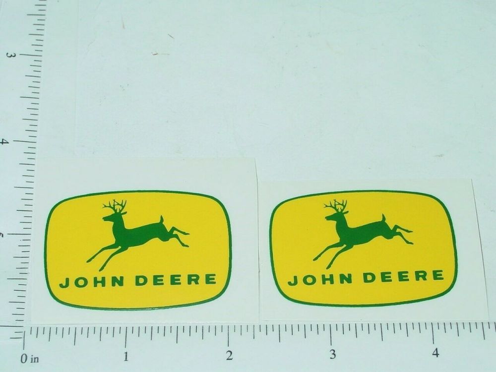 John Deere leeping deer 2 x 3 green on yellow 