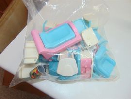 Vintage Playskool Dollhouse Furniture Lot.-good shape