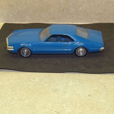 Vintage 1968 Oldsmobile Toronado Dealer Promo Car, Front Friction, #1 Main Image Vintage 1968 Oldsmobile Toronado Dealer Promo Car, Front Friction, #1 Main Image