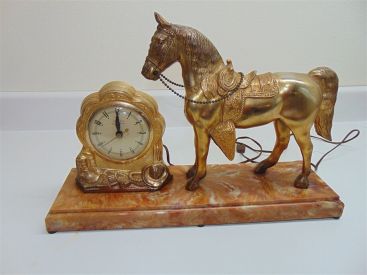 Vintage Cast Horse and Clock shelf/desk Decoration-Clock does not work-Used-Fair Main Image Vintage Cast Horse and Clock shelf/desk Decoration-Clock does not work-Used-Fair Main Image