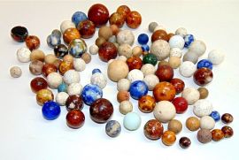 Vintage Lot Of 100 Vintage Antique Marbles - Stone - Ceramic - Clay