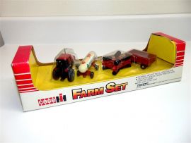 Vintage Ertl #1379 Case-IH Farm Set 1/64 Scale 1 tractor/3 implements-LNIB