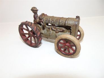 Vintage Tractor-cast Iron Gray/Red Ford/Fordson w/ farmer-Arcade?-fair shape Main Image Vintage Tractor-cast Iron Gray/Red Ford/Fordson w/ farmer-Arcade?-fair shape Main Image