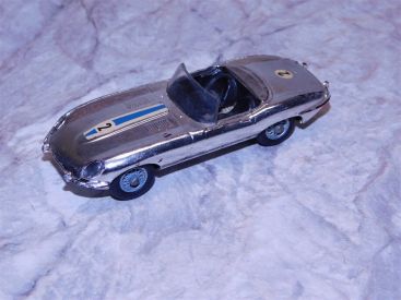Vintage Corgi Toys Chrome E Type Jaguar 1:43 Scale Diecast Toy Car Main Image