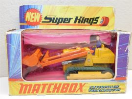 Superkings Matchbox Caterpillar Traxcavator