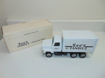 Ertl 1987 International Box Truck-See's Candies-Pressed Steel-1:24-In Box Main Image Ertl 1987 International Box Truck-See's Candies-Pressed Steel-1:24-In Box Main Image
