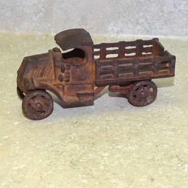 Vintage Cast Iron Stake Farm Truck, Small 4.75", Original Main Image
