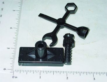 Marx Small Plastic Jack & Wrench Toy Parts/Accessories Main Image