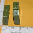 Pair Injection Mold Plastic Gasoline Cans for Tonka Army Jeep & Others Alternate View 1