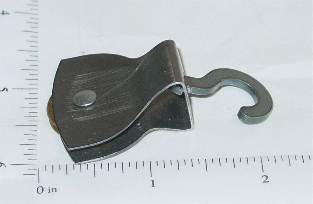 Doepke Unit Crane Hook Pulley Assembly Replacement Toy Part - Toy Parts -  Gasoline Alley Toys